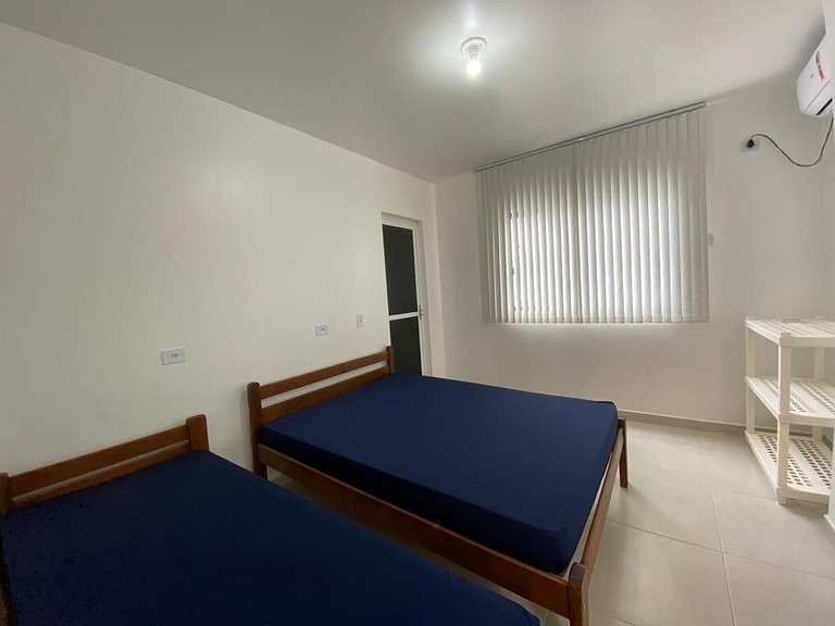 Apartamento 1º andar, 02 dormitórios