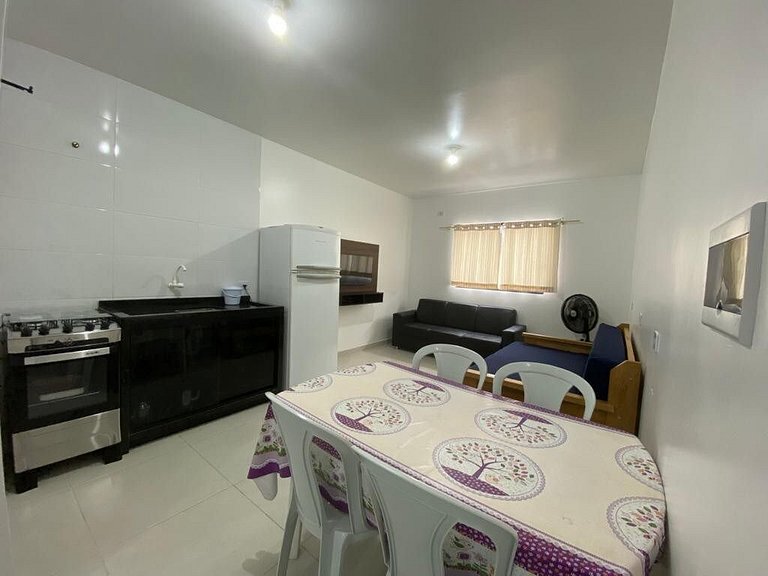 Apartamento 1º andar, 01 dormitório