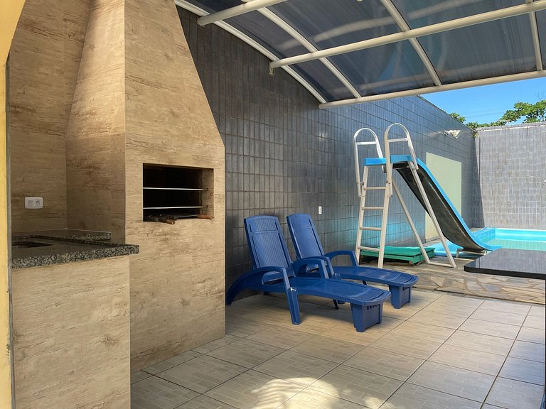 Casa com piscina Ipanema/PR