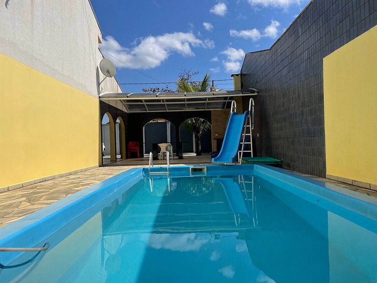 Casa com piscina Ipanema/PR