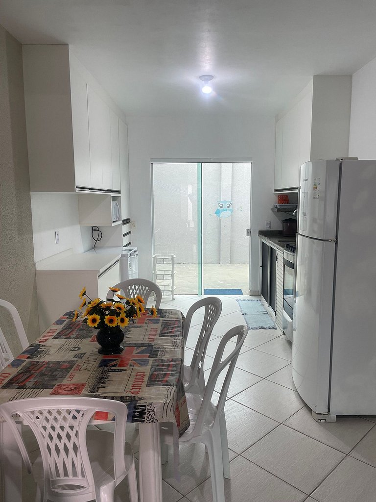 Casa com piscina Ipanema/PR